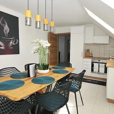 Sio50fok Apartmanhaz * Шиофок