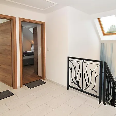 Sio50fok Apartmanhaz Σίοφοκ