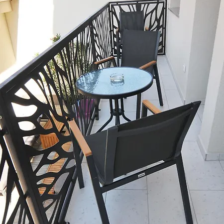 Sio50fok Apartmanhaz Διαμέρισμα *